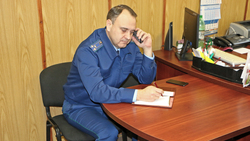 Прокурор Ракитянского района провёл прямую линию в редакции межрайонного издания