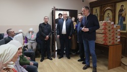 Вячеслав Гладков навестил онкобольных детей в преддверии Пасхи