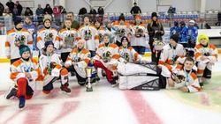 Ракитянская команда «Метеор» победила в хоккейном турнире