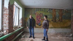 Власти Ракитянского района проверили ход ремонта социальных учреждений