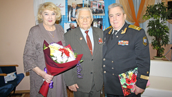 Ракитянцы и краснояружцы поздравили с юбилеем ветерана Великой Отечественной войны