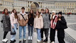 Школьники Краснояружского района вернулись  с экскурсионной поездки в Санкт-Петербург