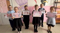 Ракитянские активисты движения Первых присоединились к празднованию Дня артиста