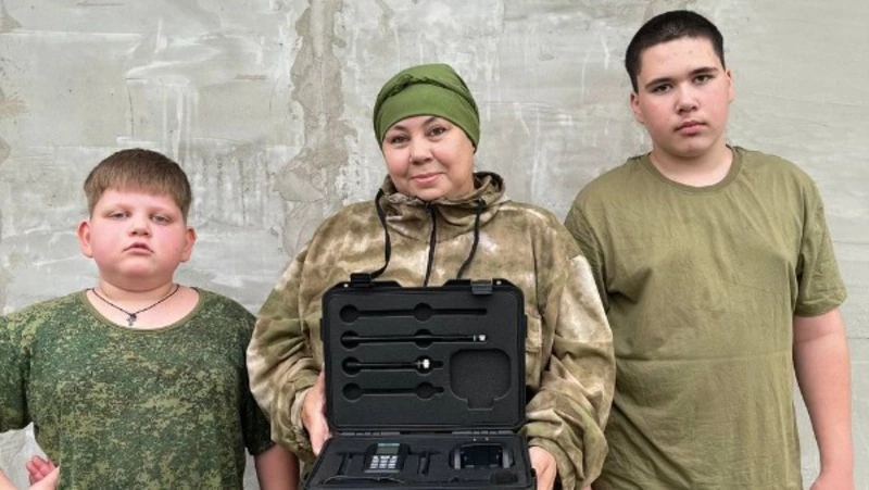 Краснояруженка получила почётный знак «Доброволец России»