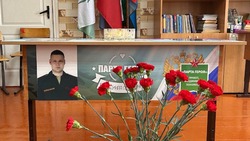 Ракитянцы приняли участие в открытии «парты Героя» и стенда в честь участников СВО