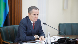 Вячеслав Гладков поручил сделать механизм обеспечения жильём чиновников публичным