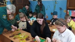 В сельской школе Ракитянского района прошла выставка «Осенний калейдоскоп»