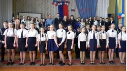 Кадетский бал прошёл в Краснояружской школе №1