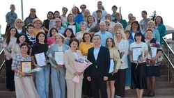 Власти Краснояружского района наградили финансистов