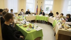 Глава Краснояружского округа Виталий Кутоманов встретился с ветеранами СВО