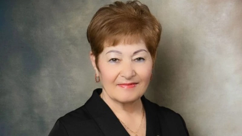 Надо всей душой любить детей