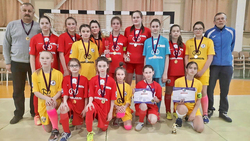 Краснояружские спортсменки стали победителями областного первенства по мини-футболу