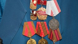 Власти Ракитянского района поздравили с юбилеем труженицу тыла
