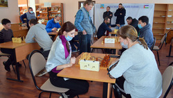 Пять краснояружских команд поборолись за победу в традиционном шахматном турнире