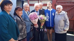 Волонтёры Победы Ракитянского района поздравили с днём рождения участника Курской битвы