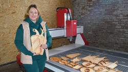 Краснояруженка запустила производство изделий из дерева благодаря областной программе «Содействие»