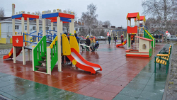 Краснояружские власти построили пять детских игровых площадок