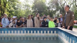 Вячеслав Гладков проводил первую группу детей из приграничных сёл в летний лагерь под Воронежем