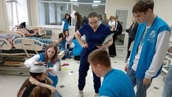 Ученики ракитянского медицинского класса приняли участие в профориентационном событии