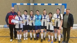 Краснояружские футболистки стали победителями областных соревнований