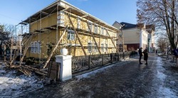 Вячеслав Гладков поручил расторгать контракты с подрядчиками при затягивании сроков выполнения работ