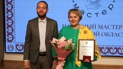 Ракитянская мастерица овладела многими традиционными видами ремёсел