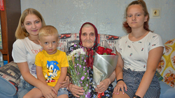 Жительница Краснояружского района получила поздравительное письмо от президента