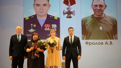 Власти Ракитянского района поздравили с праздником защитников Отечества