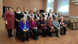 Труженики тыла Краснояружского района встретились с репяховскими школьниками