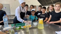 Школьники побывали на экскурсии в Ракитянском агротехнологическом техникуме