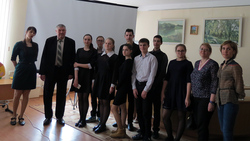 Председатель краснояружского избиркома встретился со школьниками