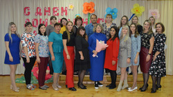 Власти Краснояружского района поздравили работников дошкольного образования с праздником