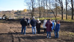 Специалисты завершили очистку пруда в Краснояружском районе