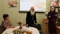  Ракитянский священнослужитель провёл встречу с жителями муниципалитета