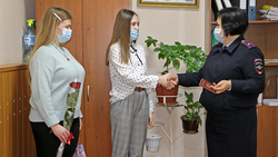 Пять школьниц Ракитянского района получили паспорта гражданина Российской Федерации