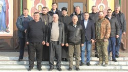 Глава администрации Краснояружского района принял участие в заседании совета отцов