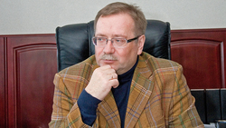 Власти Ракитянского района поздравили Александра Орлова с юбилеем