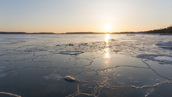 Белгородские спасатели предупредили жителей региона об опасности тонкого льда