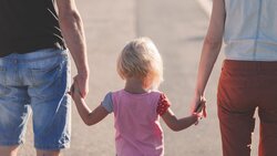 Белгородские семьи смогут получать пособия на детей 3–7 лет с 1 июля