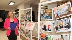 Краснояружцы приняли участие в открытии фотовыставки «Культура начинается с семьи»