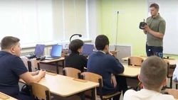 Ракитянские школьники научились управлять беспилотными летательными аппаратами