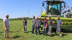 Аграрии ракитянского холдинга «Белгранкорм» завершили заготовку сенажа