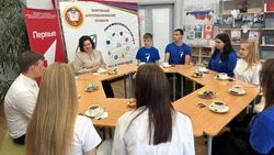 Активисты «Движения Первых» встретились с директором Ракитянского агротехнологического техникума
