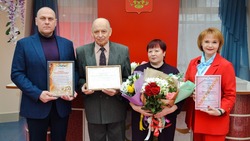 Ракитянские власти поздравили с юбилеем совместной жизни 137 пар 
