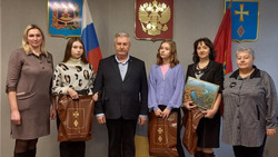 Краснояружские школьницы отличились на краеведческой конференции в Брянской области