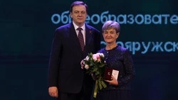 Краснояружские педагоги получили высокие награды