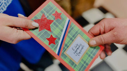 Более 300 краснояружцев приняли участие в поздравительной акции по сбору подарков бойцам СВО