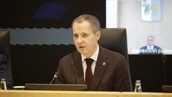 Вячеслав Гладков сообщил о нехватке кадров в сфере здравоохранения