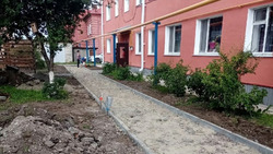 Ракитянские власти начали обустраивать дворовые территории в посёлке Пролетарский