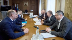 Вячеслав Гладков провёл встречу с гендиректором ПАО «Россети Центр»